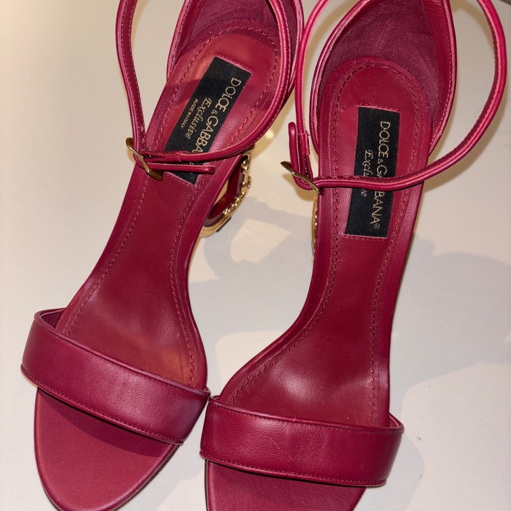 Dolce & Gabbana Sculpted- Heel DG Leather Heels - Picture 7 of 7